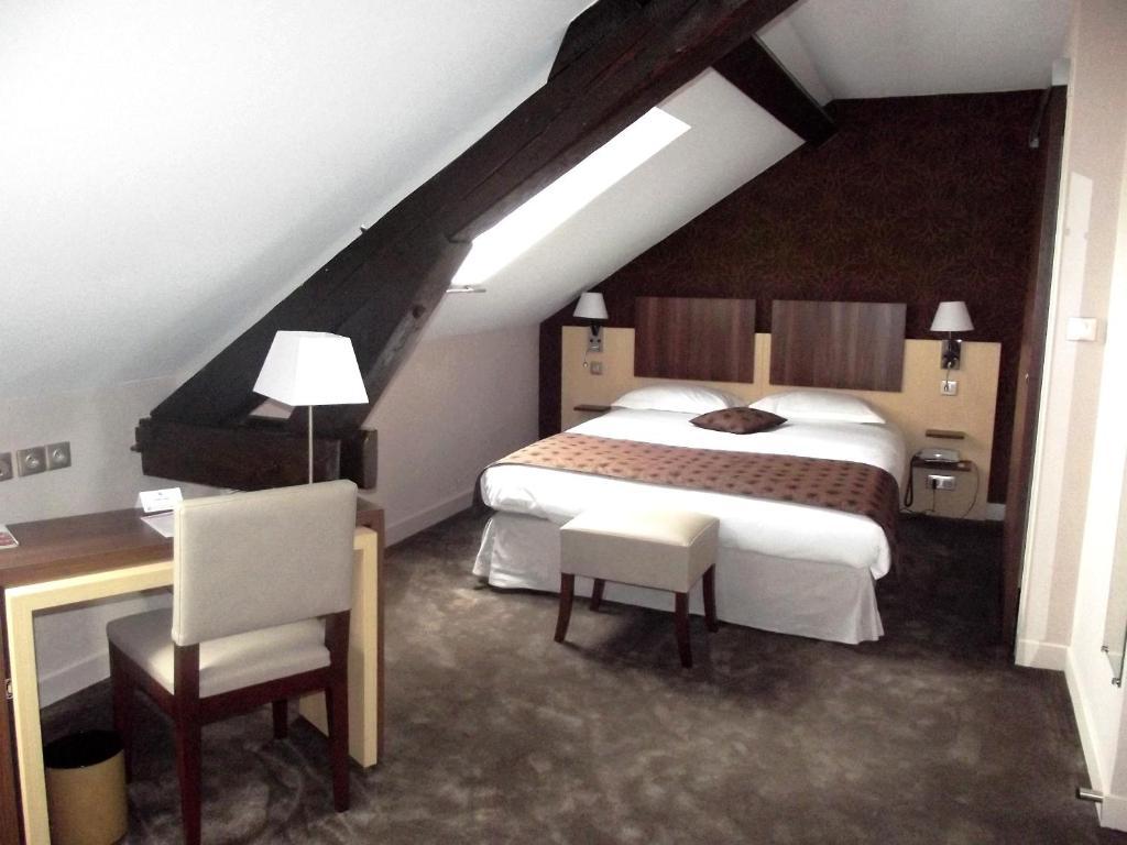 Hotel Arverna Vichy - Clt'Hotel Стая снимка