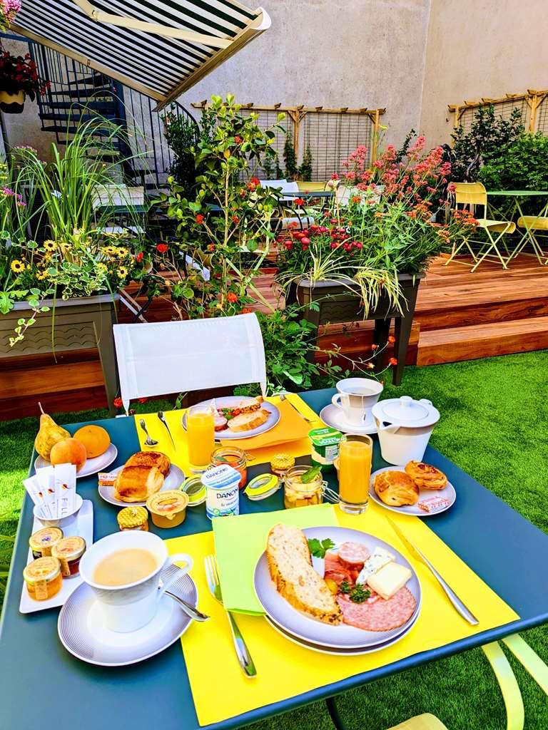 Hotel Arverna Vichy - Clt'Hotel Екстериор снимка