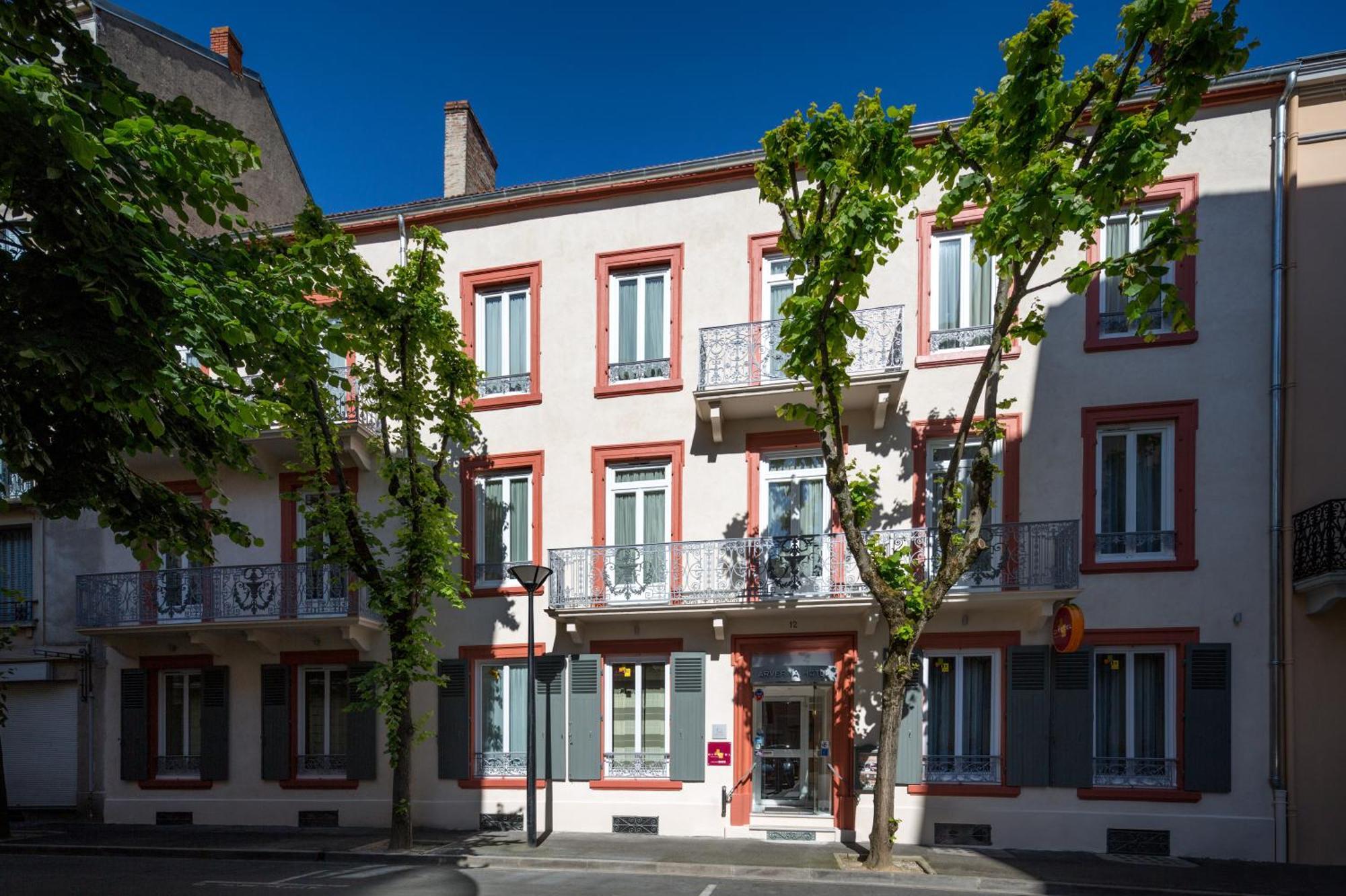 Hotel Arverna Vichy - Clt'Hotel Екстериор снимка