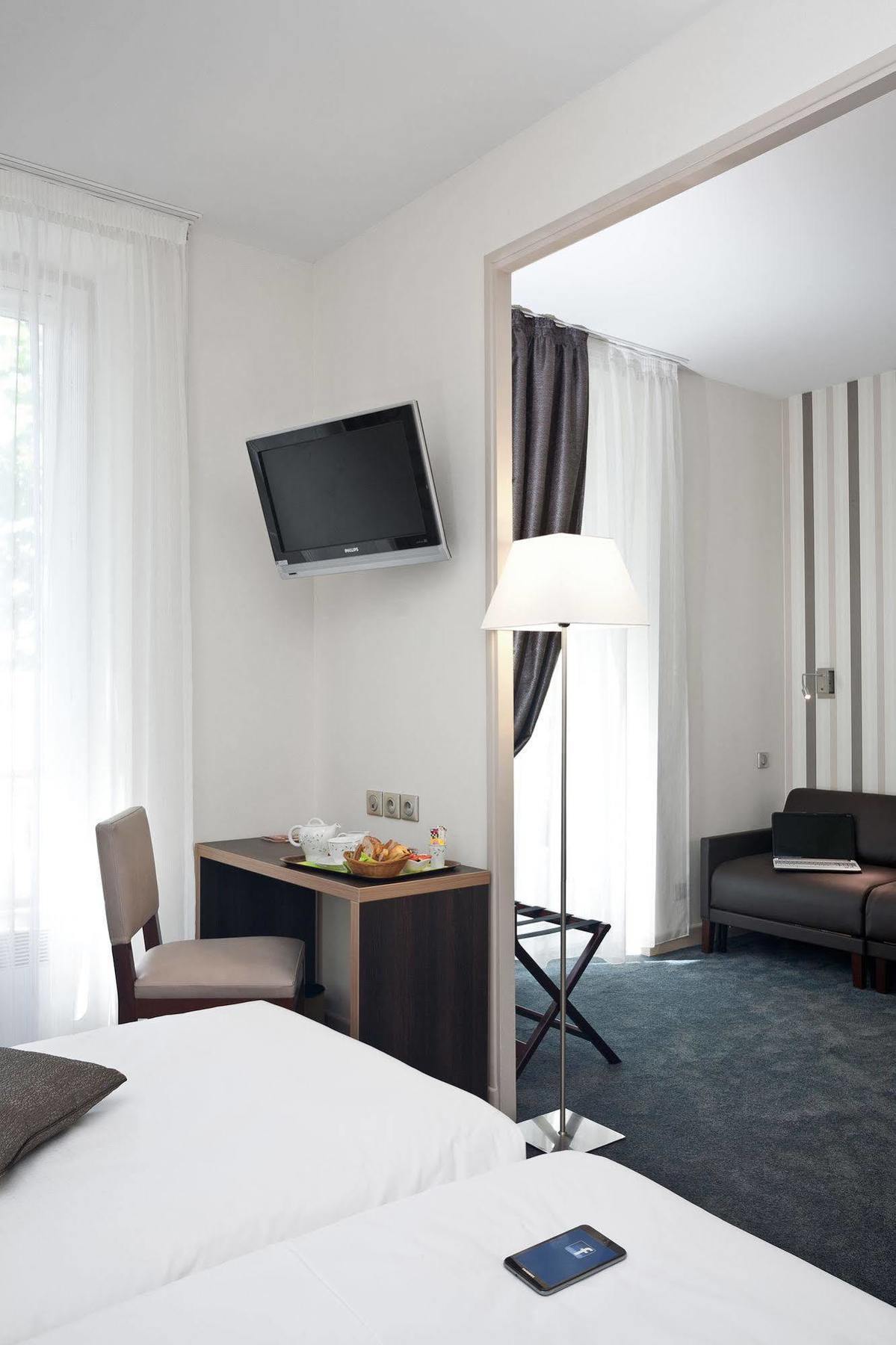 Hotel Arverna Vichy - Clt'Hotel Екстериор снимка